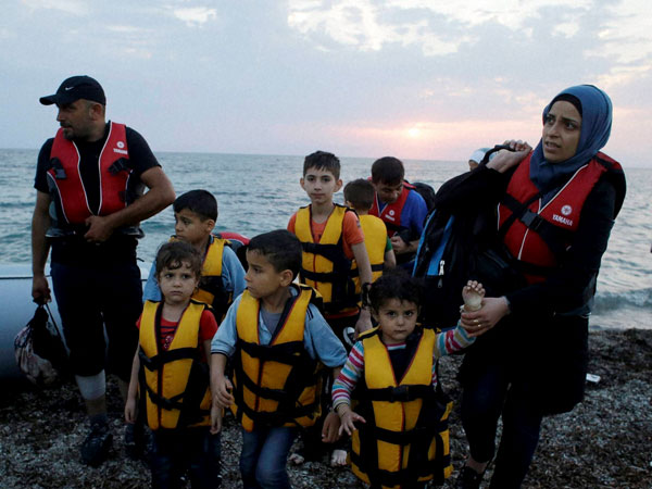 10 countries host half world's refugees: Amnesty 10 countries host half world's refugees: Amnesty