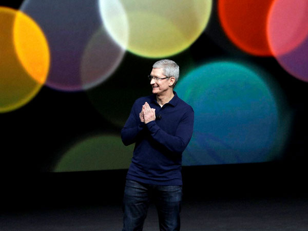 Apple posts decline in profits Apple posts decline in profits