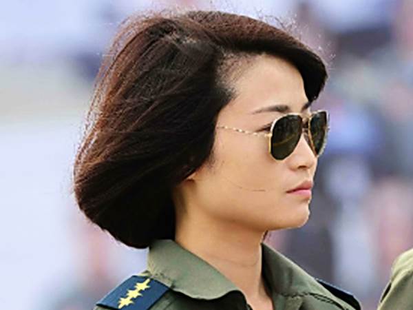 China's 1st female fighter pilot killed China's 1st female fighter pilot killed
