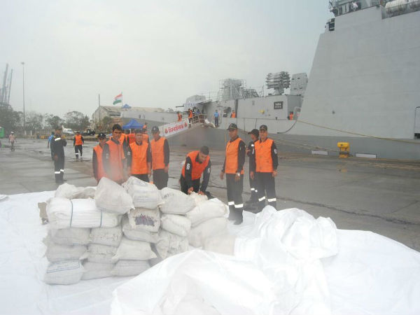 Navy supplies relief material to Chennai