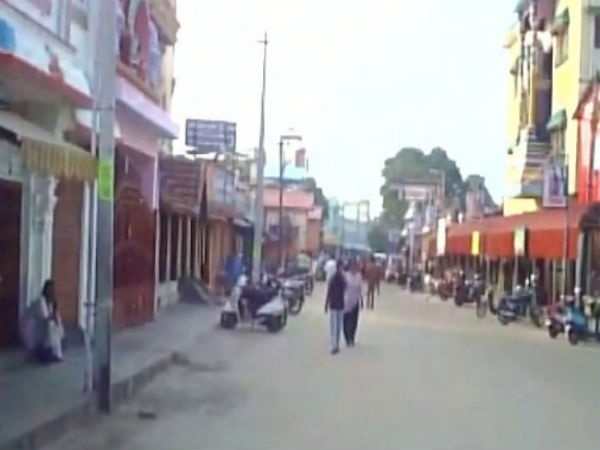 Chennai comes to grinding halt Chennai comes to grinding halt