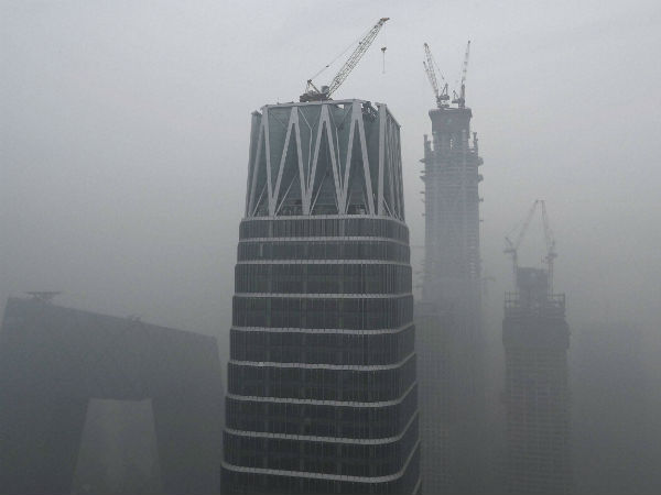 Smoggy day in China: