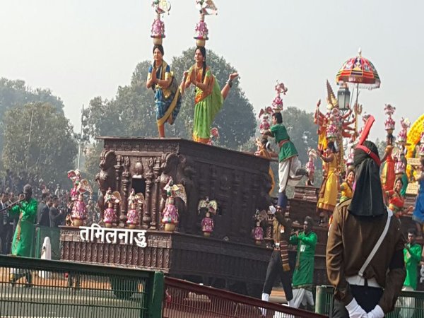 Tamil Nadu's tableau Tamil Nadu's tableau