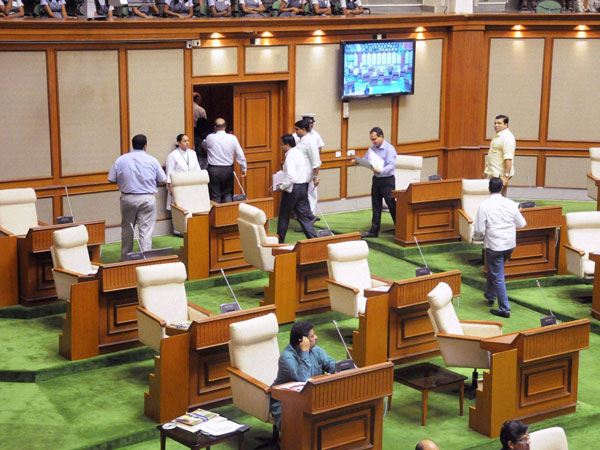 Twists and turns in Goa politics in 2016 Twists and turns in Goa politics in 2016