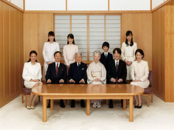 emperor akihito emperor akihito