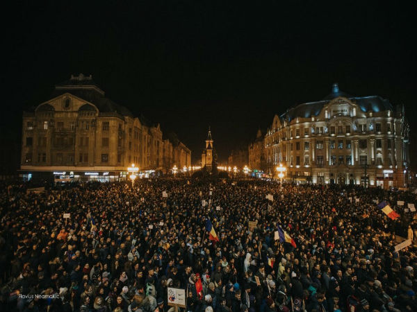 Protestors showed how to resist Protestors showed how to resist