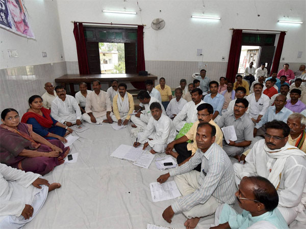 Apna Dal President Krishna Patel and her daughter and national general secretary Pallavi Patel holding a meeting with party workers in Lucknow. Apna Dal President Krishna Patel and her daughter and national general secretary Pallavi Patel holding a meeting with party workers in Lucknow.