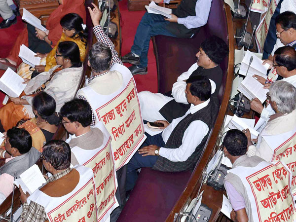 Left Parties MLAs raise their voice protesting about the recent violence of Bhangar and Burdwan district during West Bengal Governor Keshari Nath Tripathi's speech at the 1st day of Budget session of West Bengal Legislative Assembly in Kolkata. Left Parties MLAs raise their voice protesting about the recent violence of Bhangar and Burdwan district during West Bengal Governor Keshari Nath Tripathi's speech at the 1st day of Budget session of West Bengal Legislative Assembly in Kolkata.