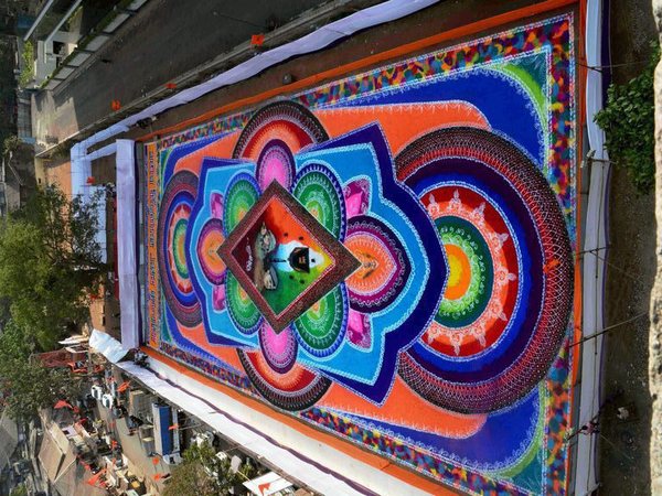 15,000 sq ft Rangoli for Gudi Padwa 15,000 sq ft Rangoli for Gudi Padwa