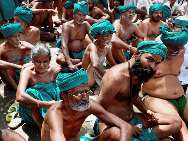 Drought-hit farmers demand loan waiver