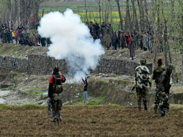 Clash erupted in Kashmir valley: