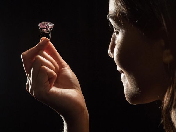 Finest in coloured diamonds