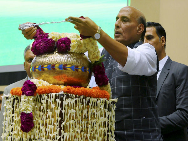 A garland for the soldiers A garland for the soldiers