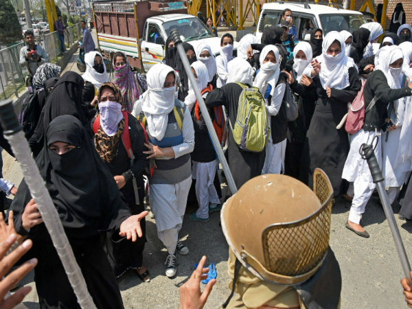 Face-off between students and security personnel