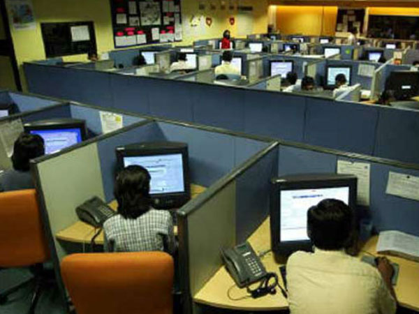 The call centre executives used to impersonate as US tax officials and dupe people The call centre executives used to impersonate as US tax officials and dupe people