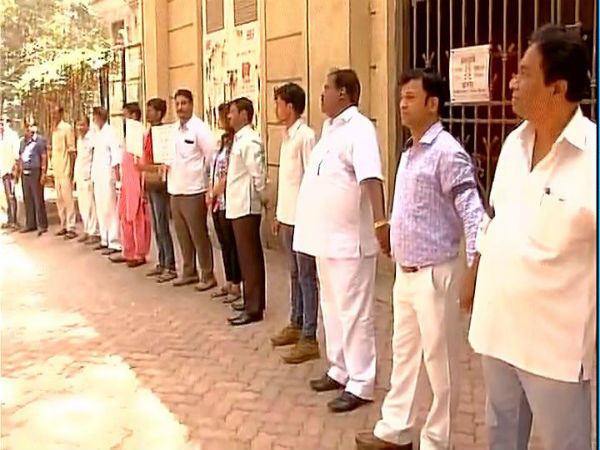 human chain human chain