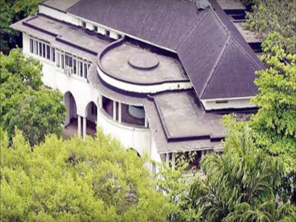 Pak has no claim over Jinnah House: MEA Pak has no claim over Jinnah House: MEA