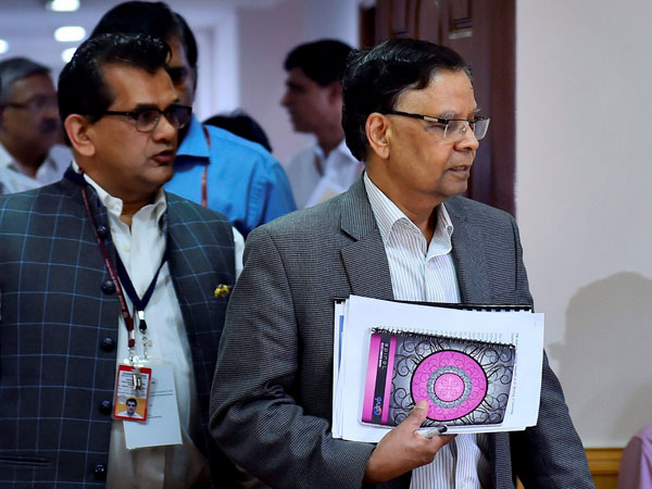 File photo of NITI Aayog Vice Chairman Arvind Panagariya and CEO Amitabh Kant File photo of NITI Aayog Vice Chairman Arvind Panagariya and CEO Amitabh Kant