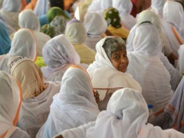 Living facilities for elderly women, especially widows Living facilities for elderly women, especially widows