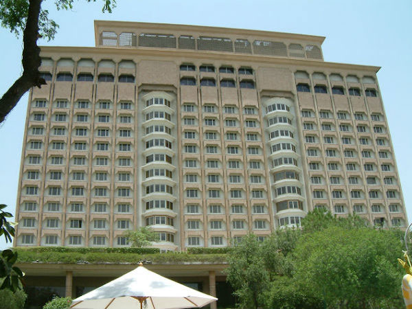 Hotels, casinos: Hotels, casinos: