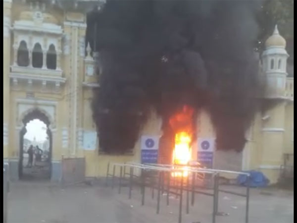 Fire breaks out at historic Mysuru Palace gate Fire breaks out at historic Mysuru Palace gate