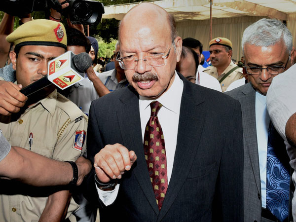 Chief Election Commissioner Nasim Zaidi arrives to attend the all-party meeting convened by the poll watchdog to discuss the reliability of the EVMs -- an issue flagged by opposition parties in New Delhi on Friday. PTI photo Chief Election Commissioner Nasim Zaidi arrives to attend the all-party meeting convened by the poll watchdog to discuss the reliability of the EVMs -- an issue flagged by opposition parties in New Delhi on Friday. PTI photo