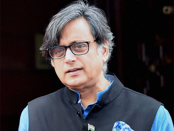 Tharoor files defamation suit against Arnab Goswami, Republic in HC Tharoor files defamation suit against Arnab Goswami, Republic in HC