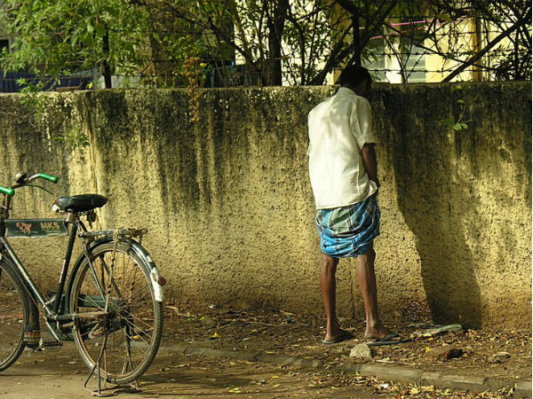 Do not talk while you pee: Do not talk while you pee: