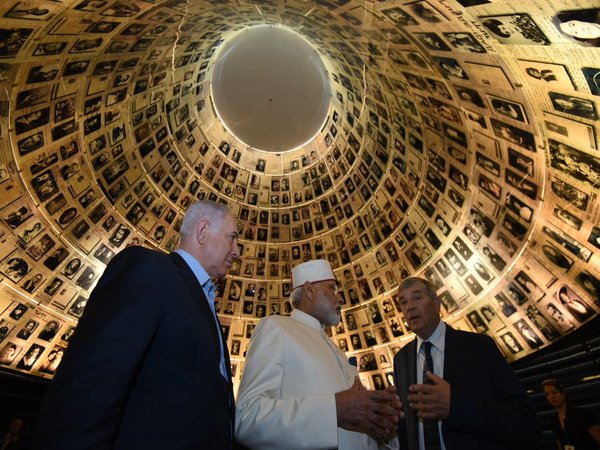 Modi at Hall of Names
