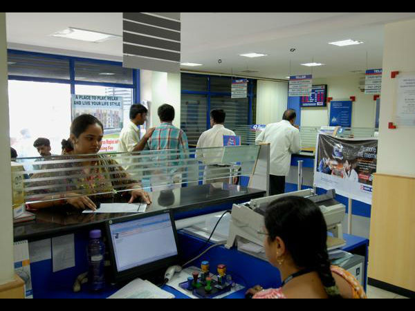 Your bank details are on sale for Rs 500, find out how this Pakistani is doing it Your bank details are on sale for Rs 500, find out how this Pakistani is doing it