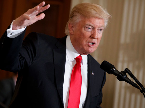 Qatar blockade: Trump speaks with Gulf state leaders, urges unity Qatar blockade: Trump speaks with Gulf state leaders, urges unity