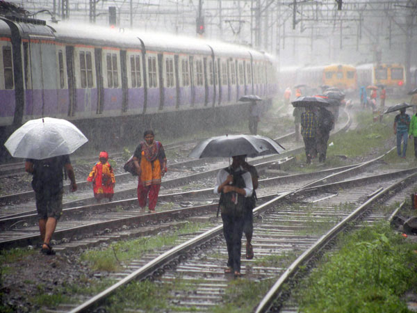 Weather: July 18 forecast, Mumbai to witness heavy rains Weather: July 18 forecast, Mumbai to witness heavy rains