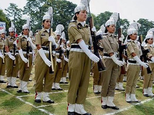 Kashmir witnesses heavy army deployment