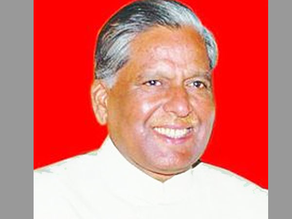 Setback to Samajwadi Party as another MLC quits Setback to Samajwadi Party as another MLC quits
