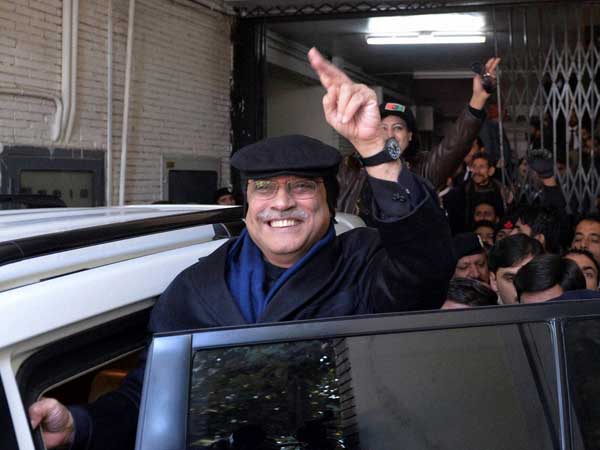 Former Pakistan president Zardari faces anti-corruption court proceedings Former Pakistan president Zardari faces anti-corruption court proceedings