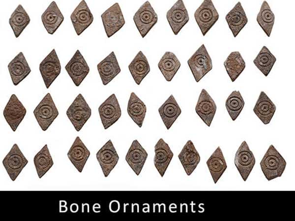 4,000-year-old bone jewels, capstone found near Hyderabad 4,000-year-old bone jewels, capstone found near Hyderabad