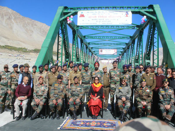 Defence Min Nirmala Sitharaman inaugurates ‘Pratham-Shyok’ bridge in Leh Defence Min Nirmala Sitharaman inaugurates ‘Pratham-Shyok’ bridge in Leh