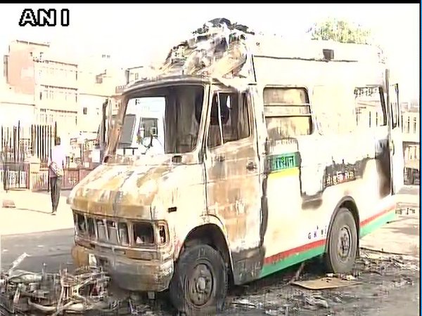 Vehicle damaged in Jaipur clashes Vehicle damaged in Jaipur clashes