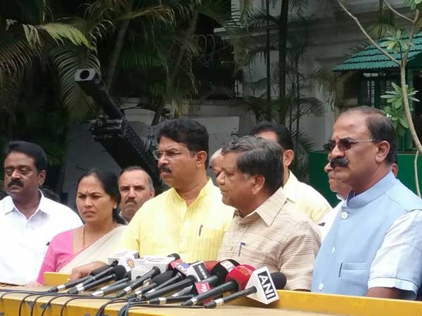 Karnataka MLCs faked documents to vote in BBMP polls, BJP seeks disqualification Karnataka MLCs faked documents to vote in BBMP polls, BJP seeks disqualification