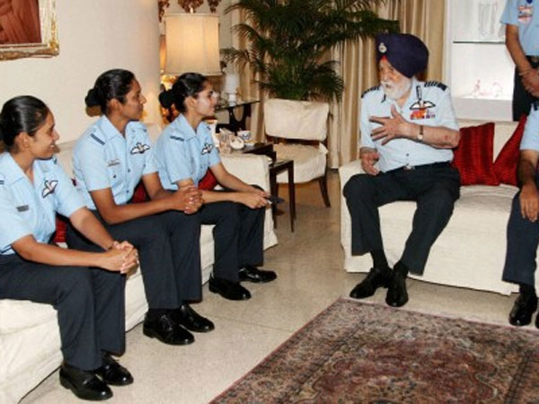Pilots with Late Marshal of the Indian Air Force (MIAF) Arjan Singh