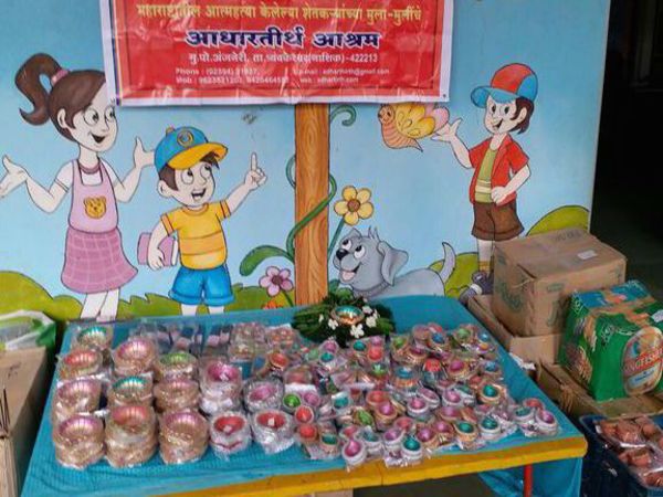 Lamps are ready for sale