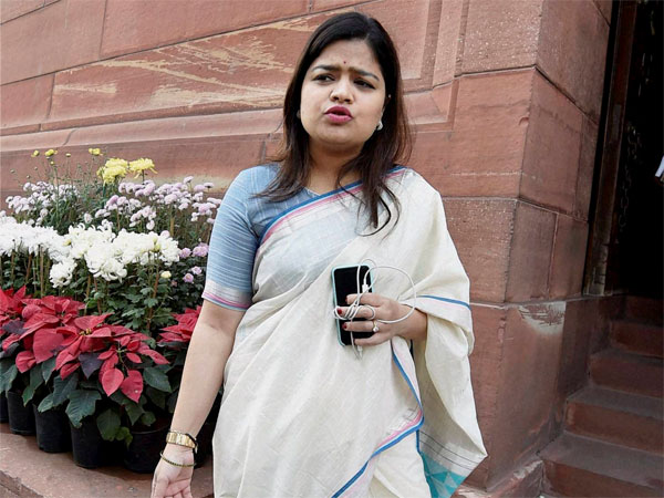 BJP MP Poonam Mahajan BJP MP Poonam Mahajan