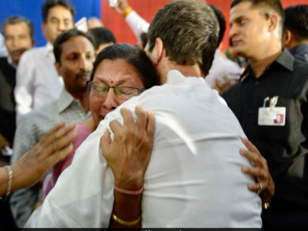 Rahul Gandhi turns emotional, hugs lecturer on listening to her woes Rahul Gandhi turns emotional, hugs lecturer on listening to her woes