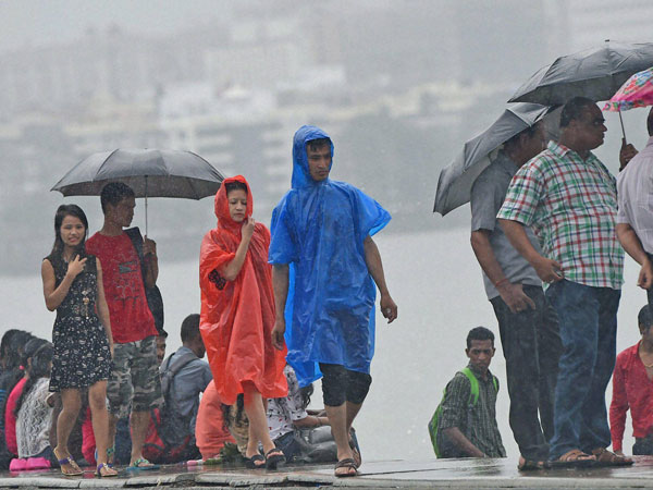 Weather forecast for November 14: Chennai rains to intensify Weather forecast for November 14: Chennai rains to intensify