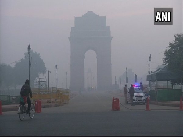 Foggy morning in Delhi