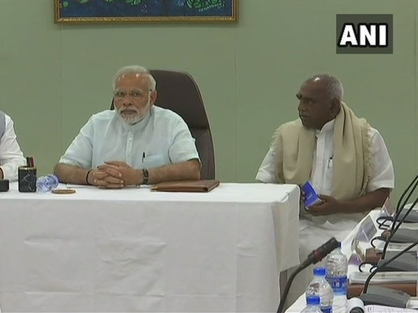 PM Modi reviews situation in Cyclone Ockhi-hit areas PM Modi reviews situation in Cyclone Ockhi-hit areas
