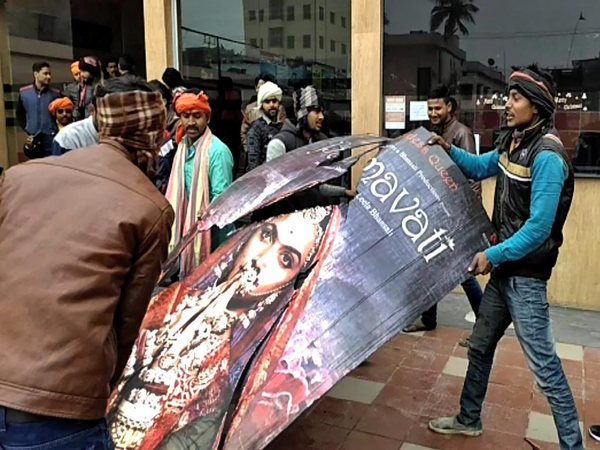 Karni Sena members protest against 'Padmaavat' near Jyoti Cinema Hall in Muzaffarpur Karni Sena members protest against 'Padmaavat' near Jyoti Cinema Hall in Muzaffarpur