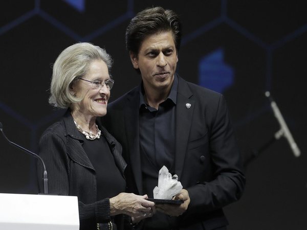 Shah Rukh Khan receives Crystal Award by Hilde Schwab