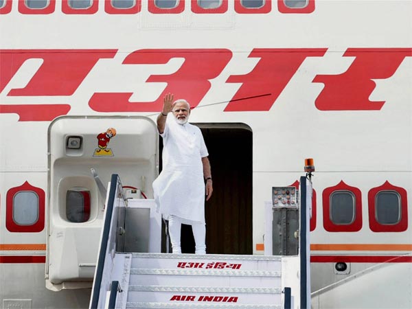 Modi’s stopover at Lahore: Pak bills India Rs 2.68 lakh for route navigation Modi’s stopover at Lahore: Pak bills India Rs 2.68 lakh for route navigation