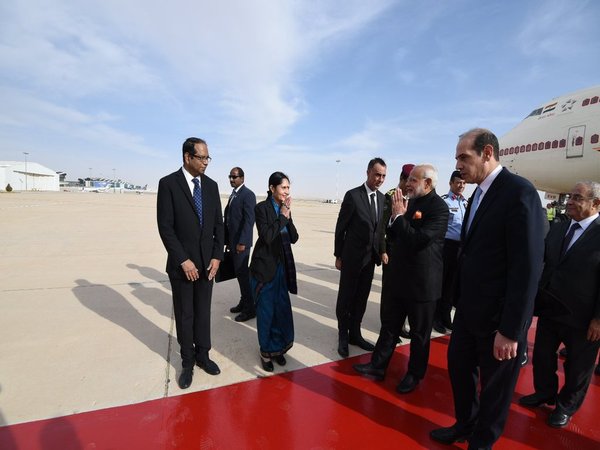 Modi's gulf outreach
